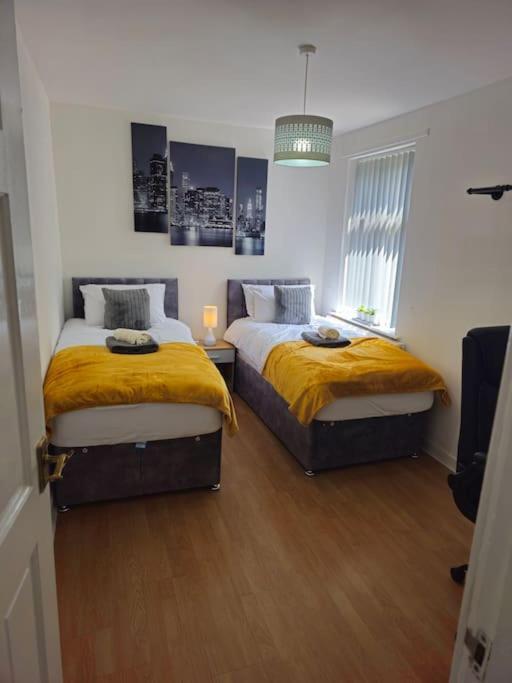 City Centre - Comfy 6 Beds - Up To 30 Percent Off - Contractors Delight Apartment Liverpool Exterior photo